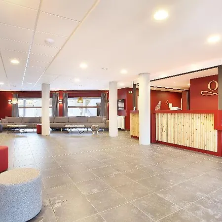 Prestige Odalys Aquisana Hotel La Salle-les-Alpes